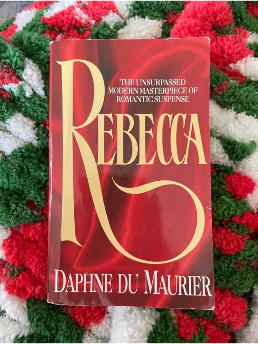Rebecca by Daphne du Maurier - Red & Gold Paperback